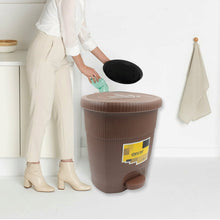 Homeware Dustbin Clean Mini Small Size Plastic Pedal Dustbin Used For Kitchen, Office, Car (1 PC)