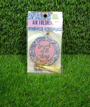 Pack of 2 air fresheners for 30-day freshness in any room