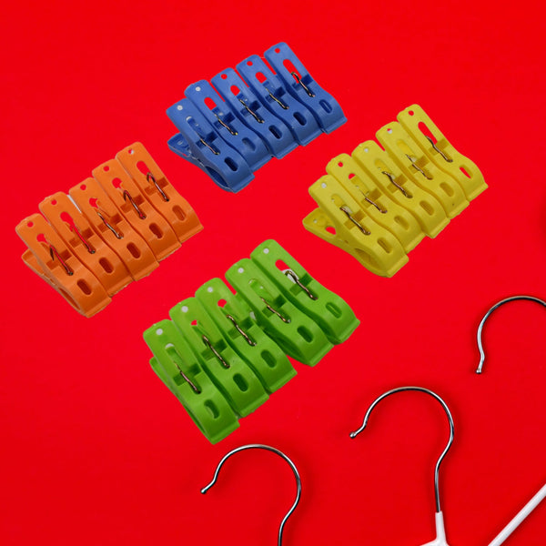 Plastic cloth hanging clips.